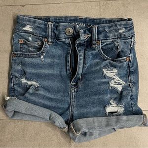 American Eagle distressed shorts, size 00